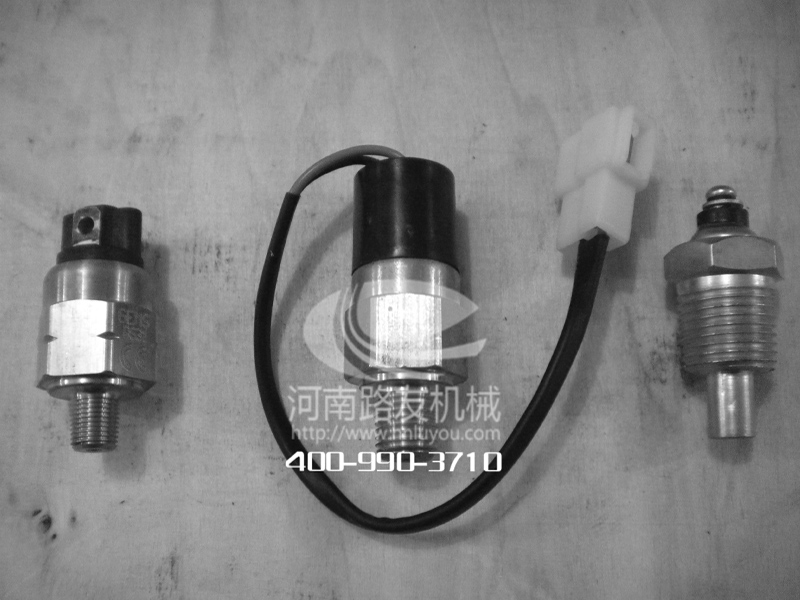 sb压路机配件---传感器