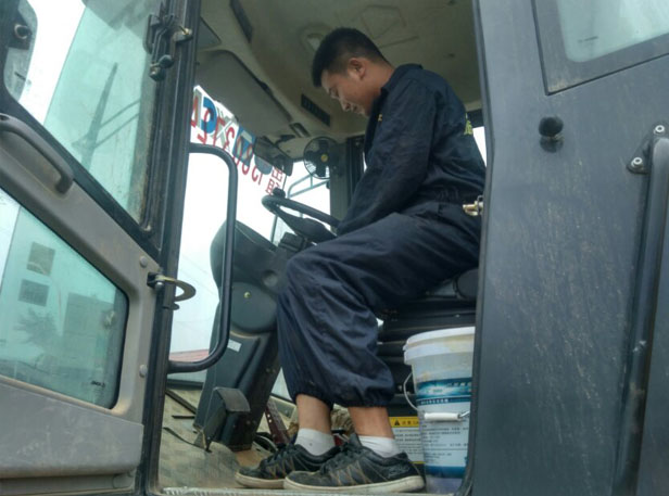sb道路服务检车车辆制动系统