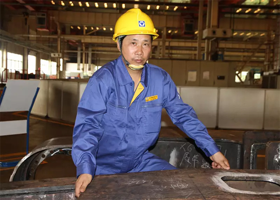 sb履带起重机首席技师