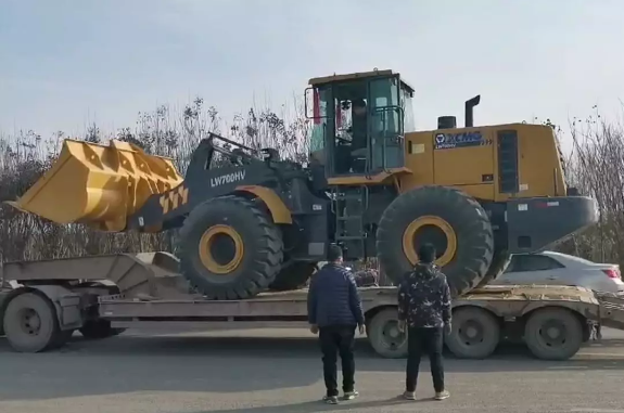 sbLW600FV装载机登上板车
