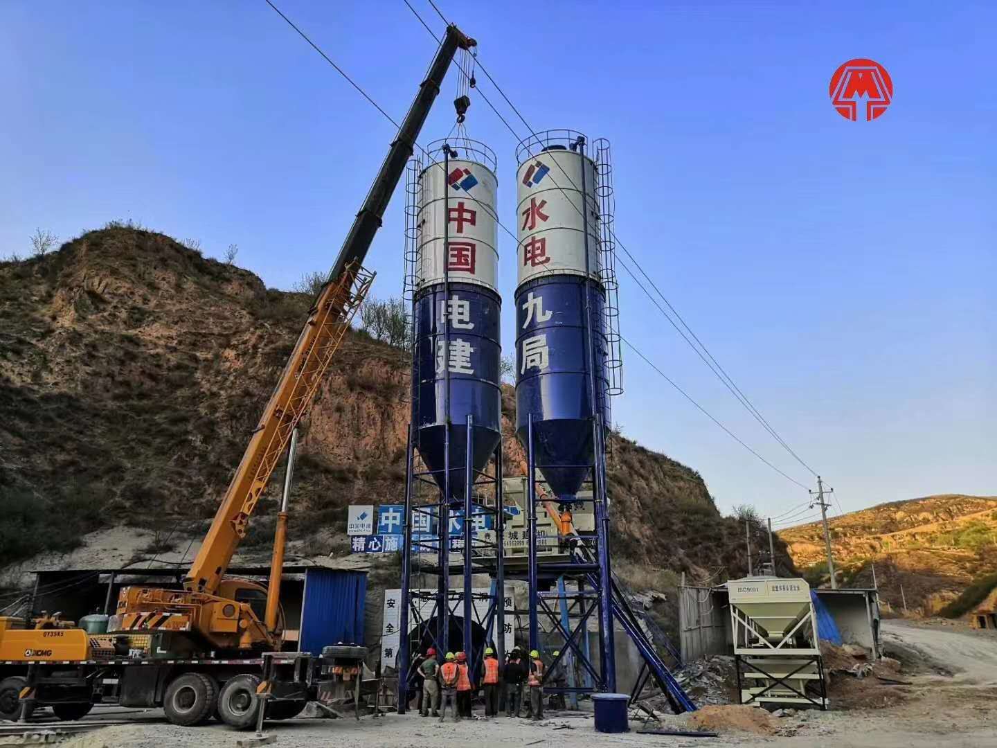 sbQY35K5起重机助力中国水电50站有序安装