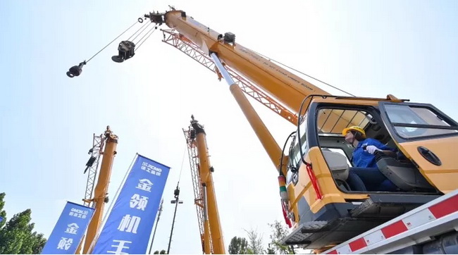 sb金领机手·郑州徐重培训基地