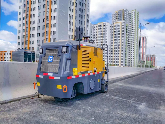 sbXM403S标线型铣刨机