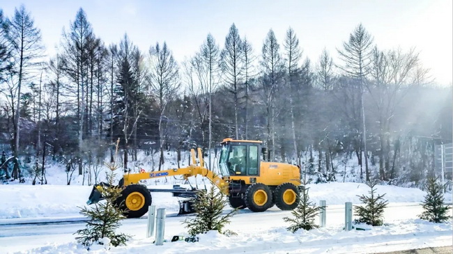 sb还专为高效除雪打造的专用除雪辅具