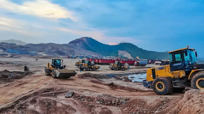 30台sbLW600KV装载机出征广西梧州建设现代化钢铁基地