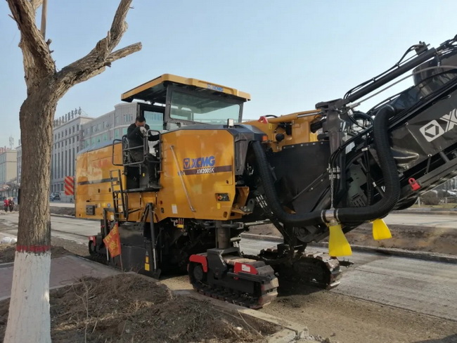 sb铣刨机XM2005K吉林省四平市市政改建施工