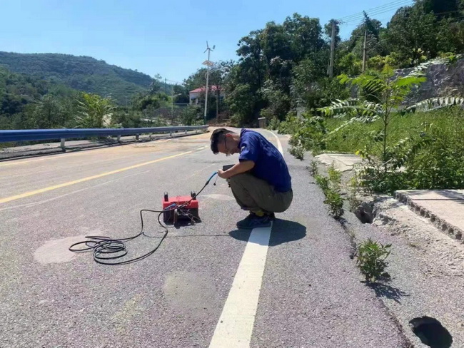 sbXJC405道路检测车在巩义市进行塌陷安全隐患的探测任务
