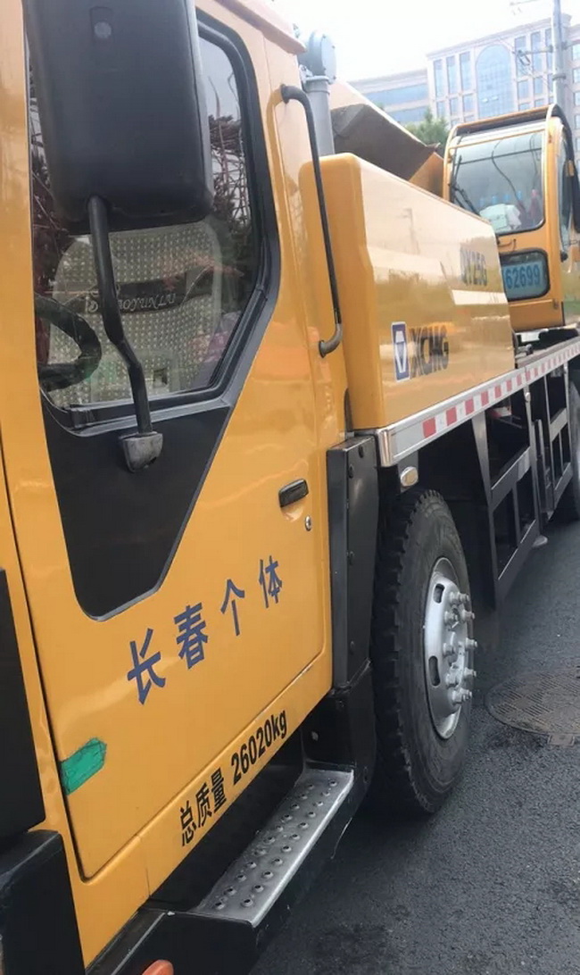开了11年的sb20g吊车