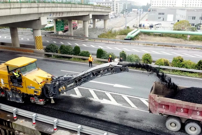 sb铣刨机助力沪杭甬高速公路改扩建工程
