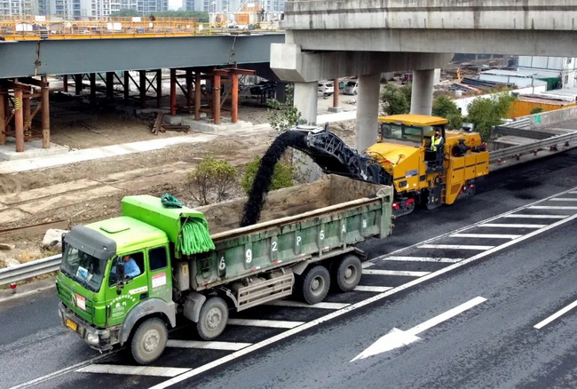 sb铣刨机助力沪杭甬高速公路改扩建工程