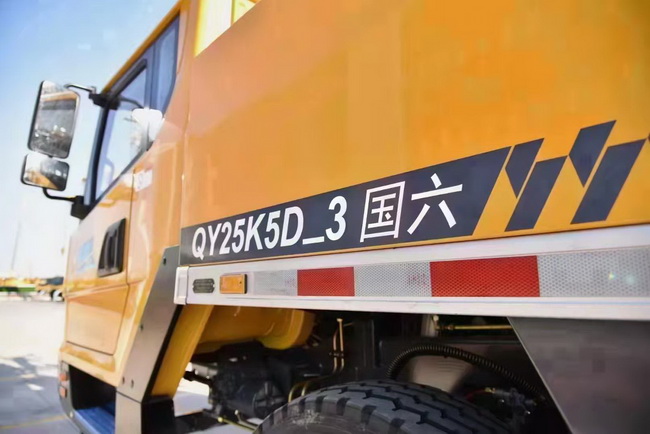 sbQY25K5D-3起重机国六款