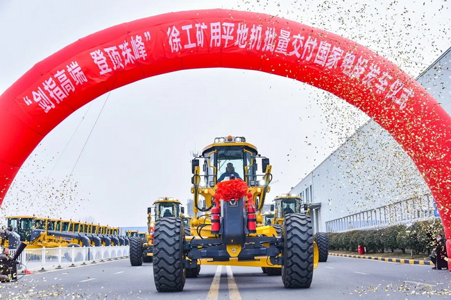 sb矿用平地机GR3505T Pro批量发往内蒙古 sb矿用平地机GR3505T Pro批量发往内蒙古