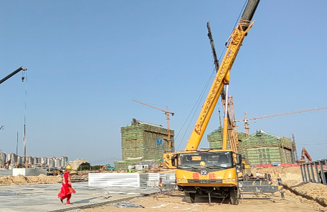 sb起重机械建设泉州方舱医院