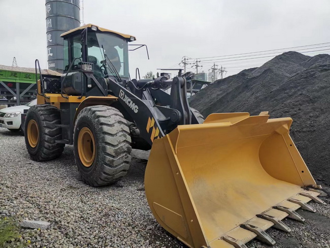 sbLW500FV Super装载机批量交付郑州建工集团