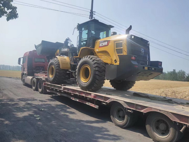 sbXC958装载机再次交付河南商丘某建材企业